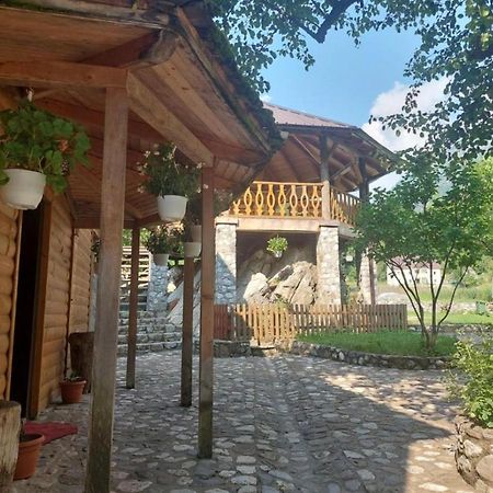 Residence: Quku I Valbones Exterior foto