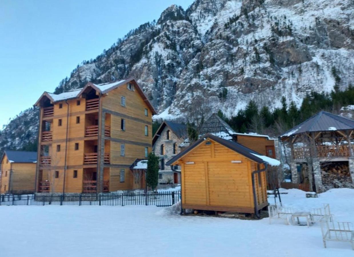 Residence: Quku I Valbones Exterior foto