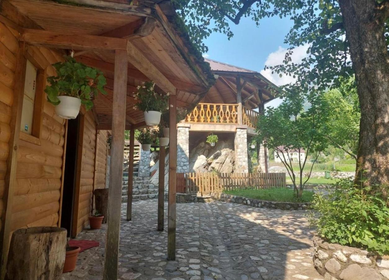 Residence: Quku I Valbones Exterior foto