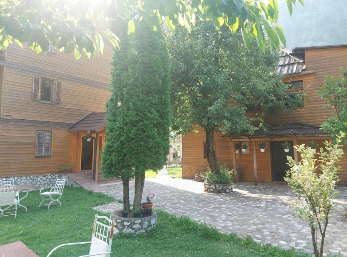 Residence: Quku I Valbones Exterior foto